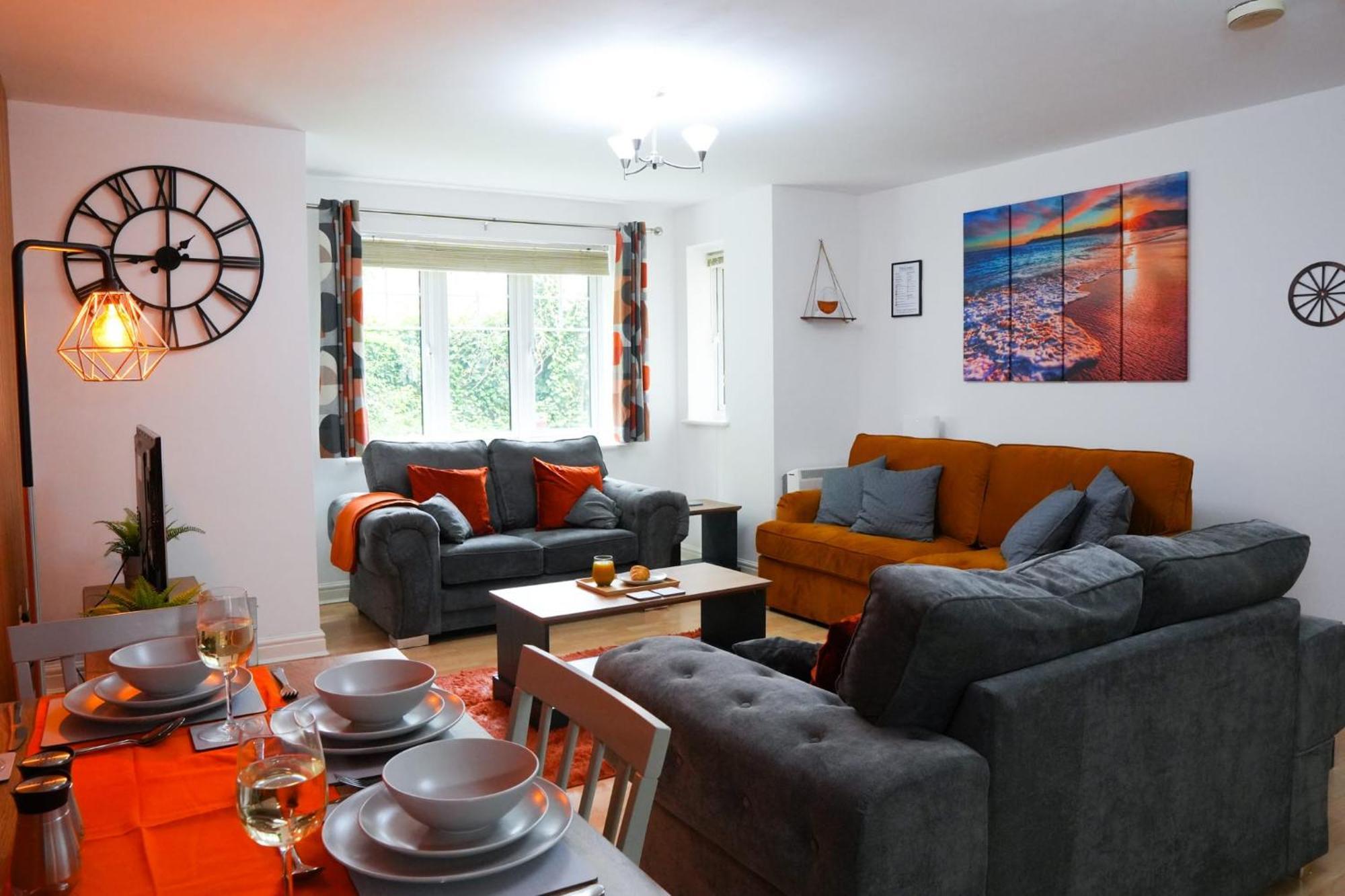 Whole 2-Bed Apartment - Contractors, Professionals, Ulez Free, Free Parking, B'Ham City 10Mins Бірмінгем Екстер'єр фото